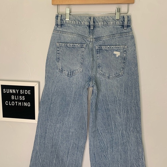 Pacsun Light Blue Distressed Wide Leg Playboy Bunny Graphic Jeans Size 25 - Picture 11 of 15